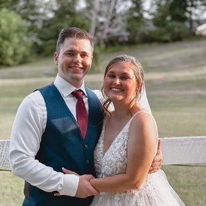 Meet your Posher, Bailey